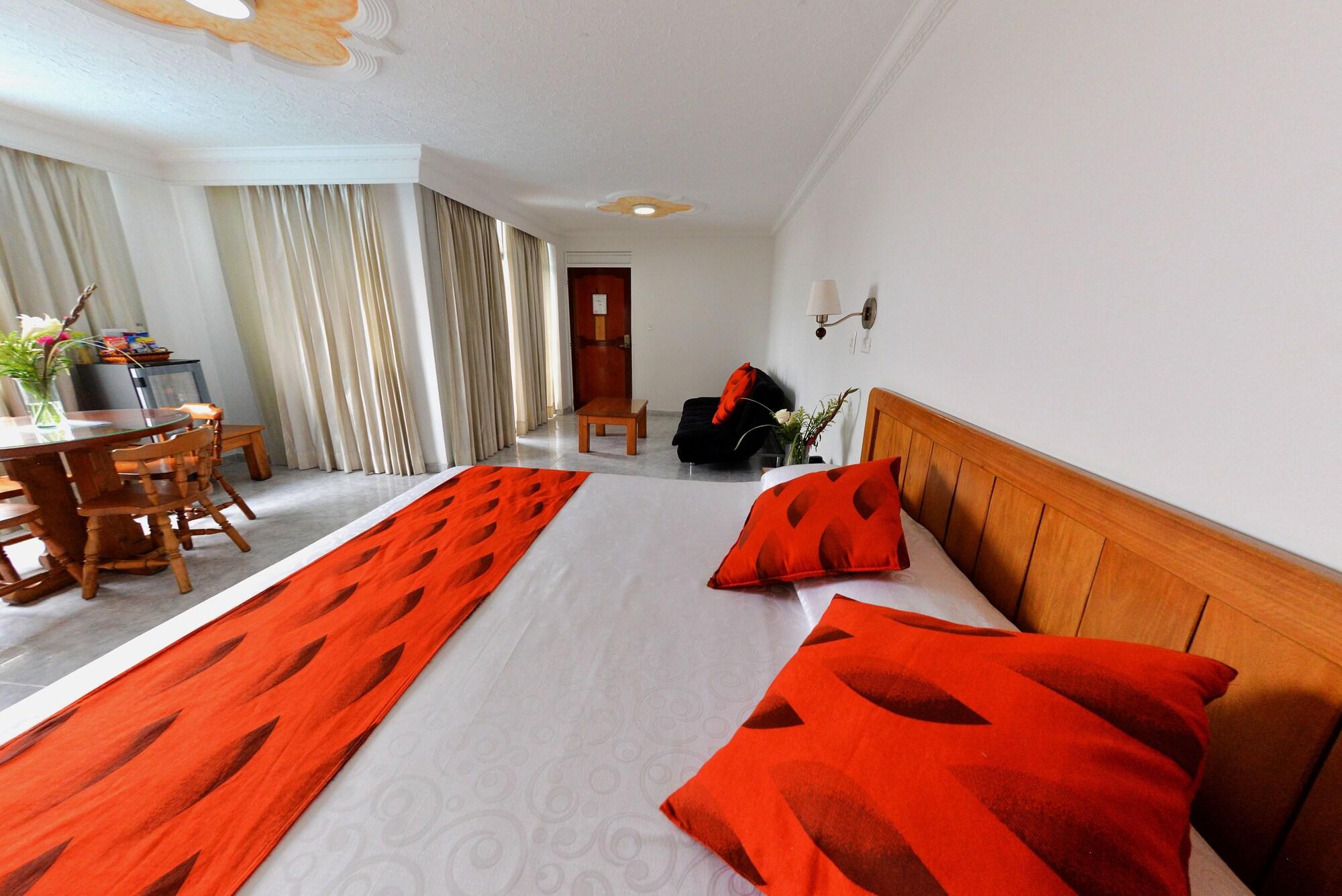 Santiago de Cali Hotel La Luna מראה חיצוני תמונה