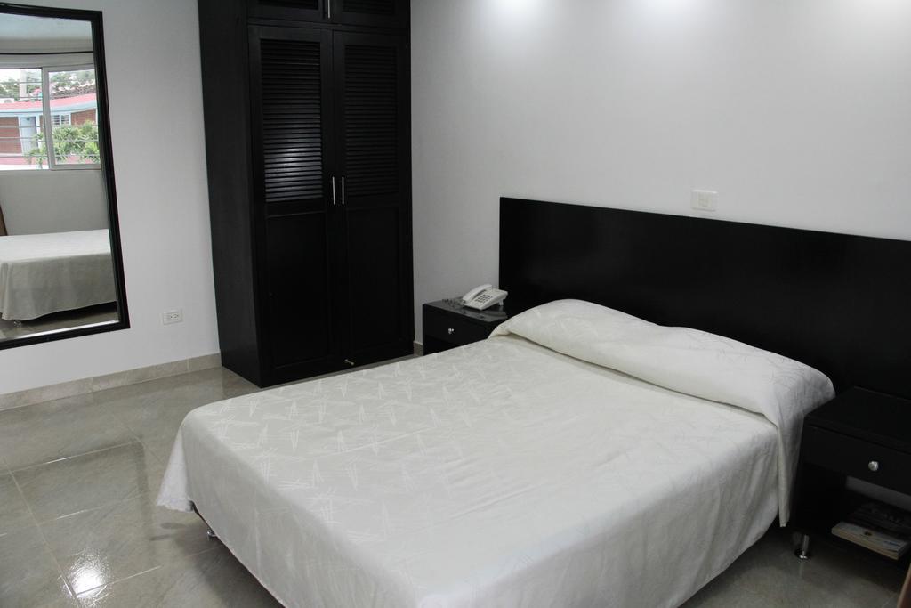 Santiago de Cali Hotel La Luna מראה חיצוני תמונה