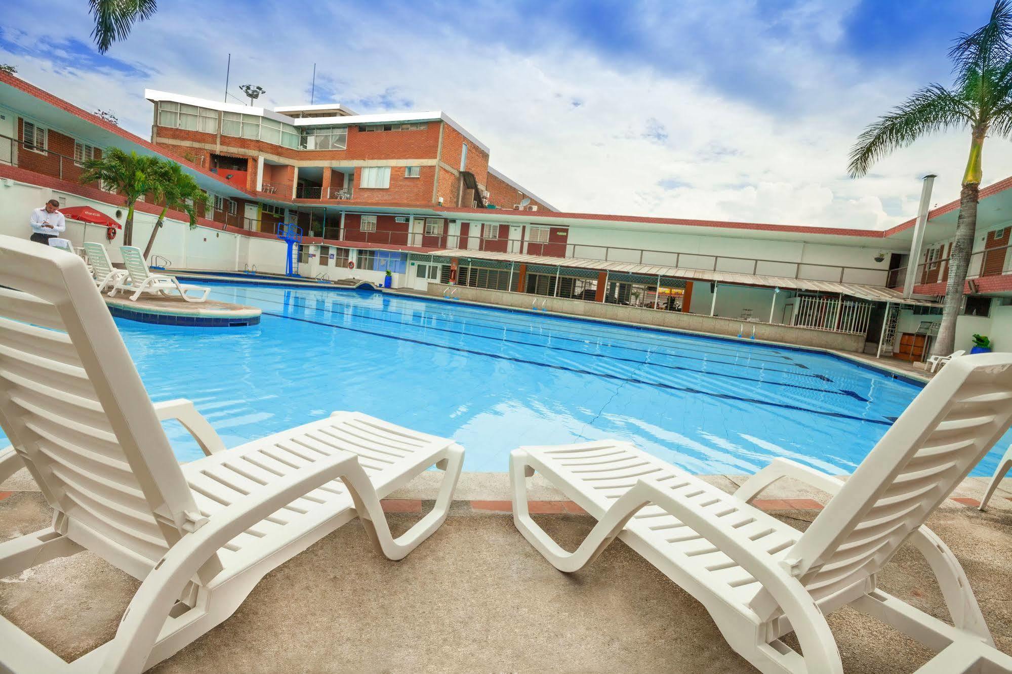 Santiago de Cali Hotel La Luna מראה חיצוני תמונה