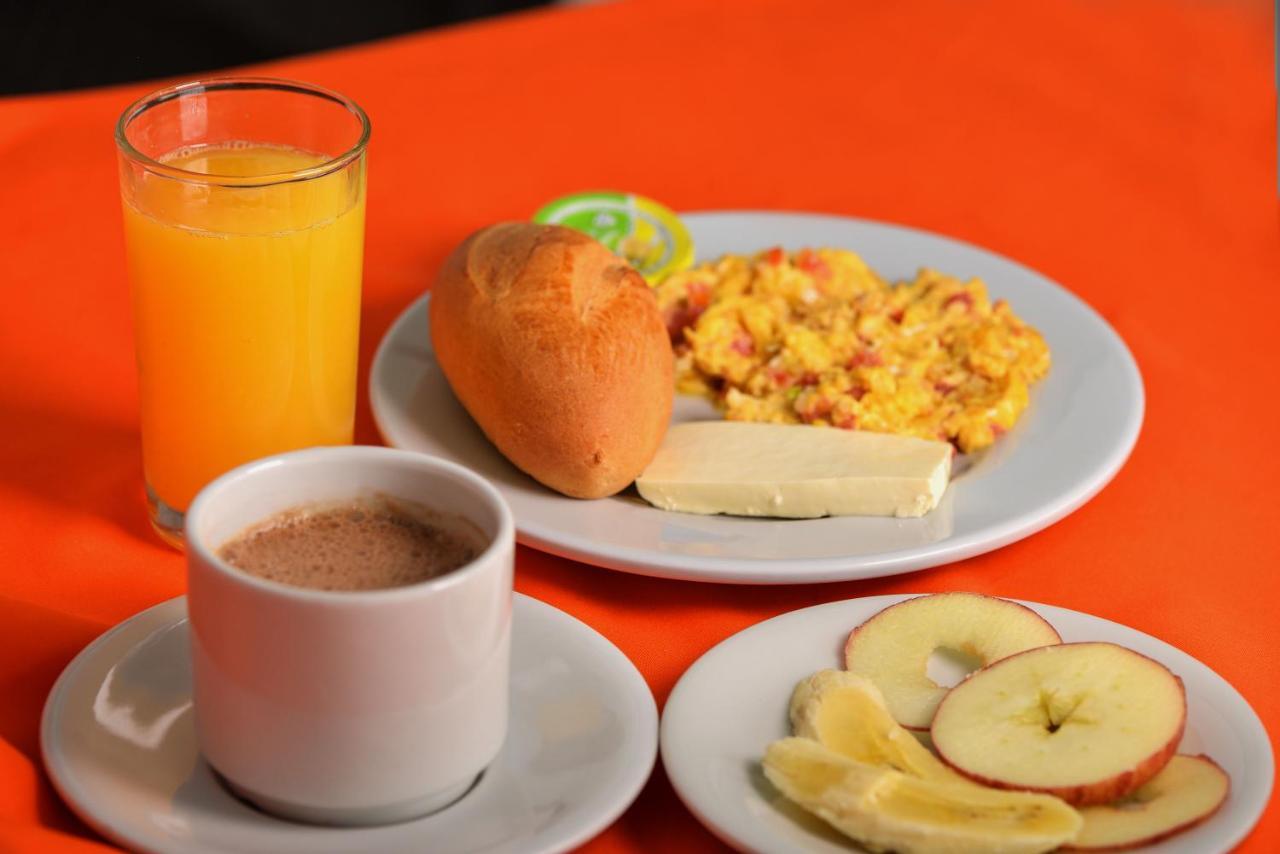 Santiago de Cali Hotel La Luna מראה חיצוני תמונה